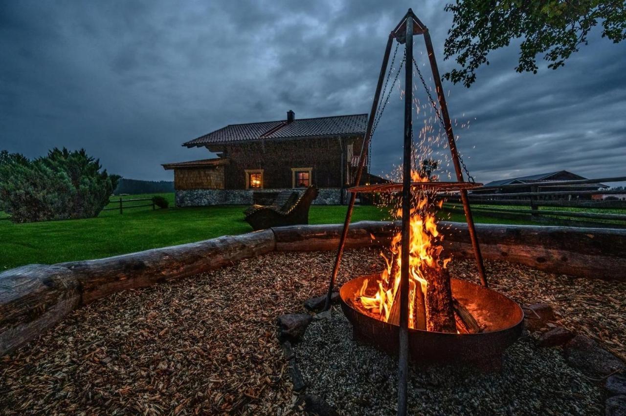 Wenzlhof Villa Цвизел Екстериор снимка