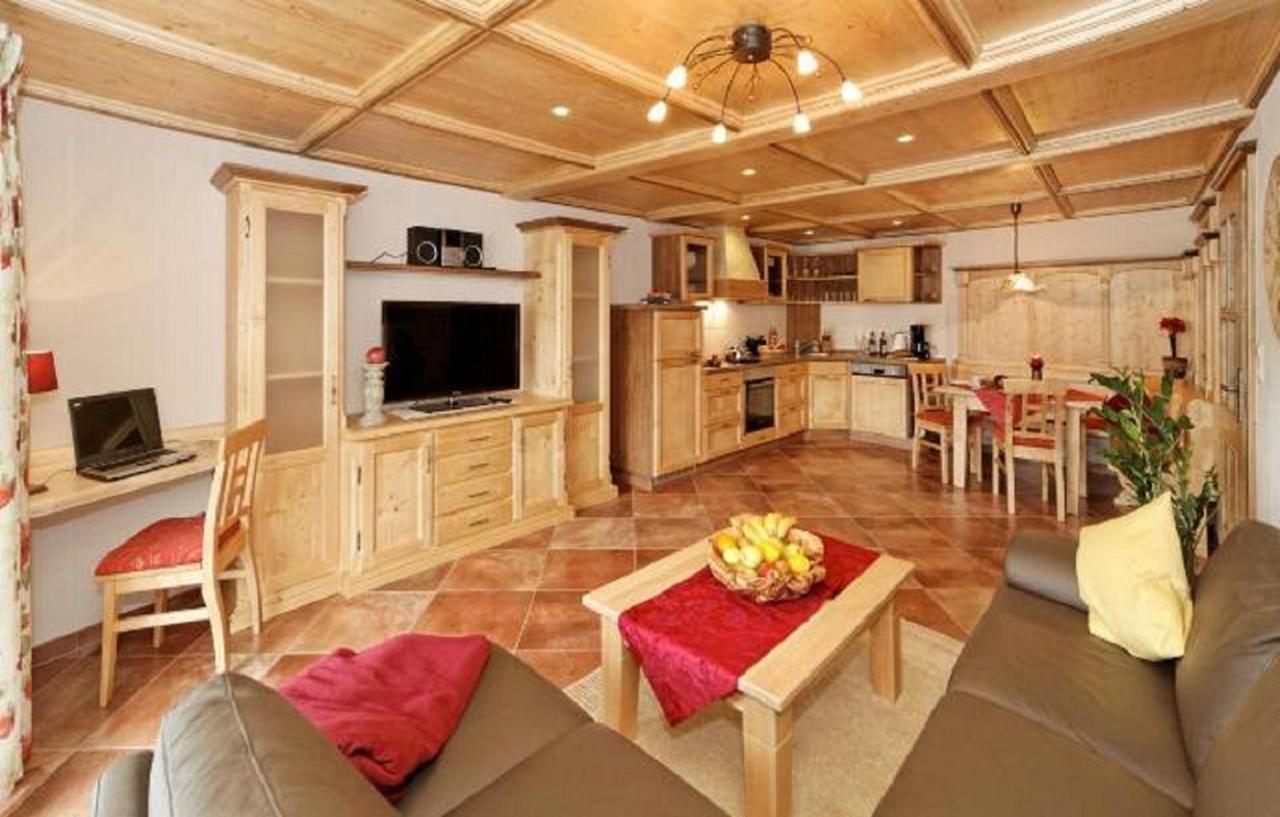 Wenzlhof Villa Цвизел Екстериор снимка